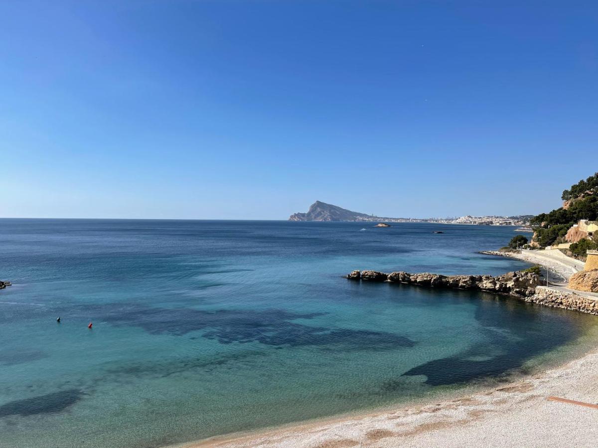 Sunrise Beachfront Apartment By The Marina Altea Exterior foto